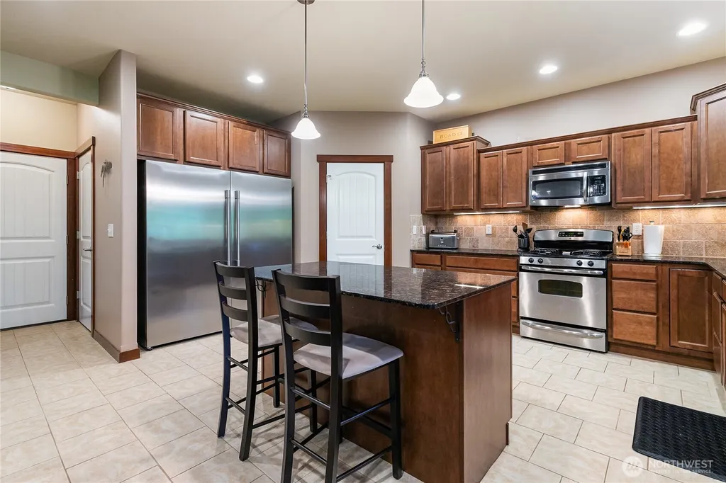 9 Jasper Ridge Lane Bellingham WA 98229