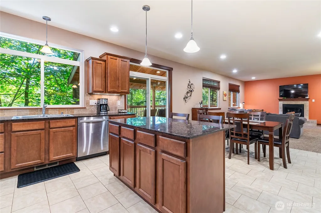 9 Jasper Ridge Lane Bellingham WA 98229