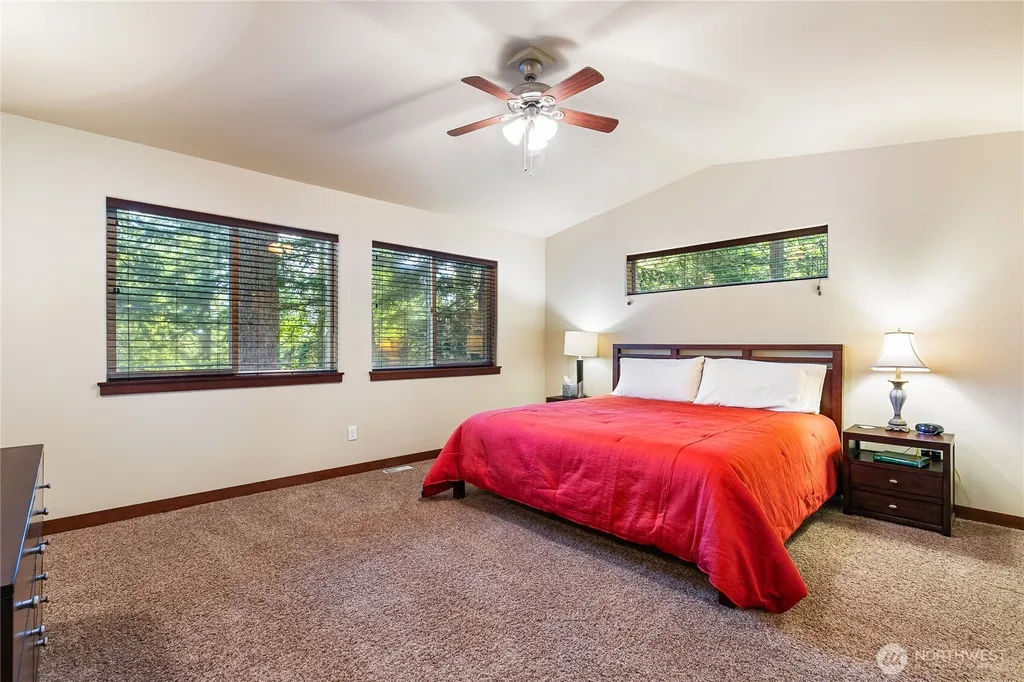 9 Jasper Ridge Lane Bellingham WA 98229