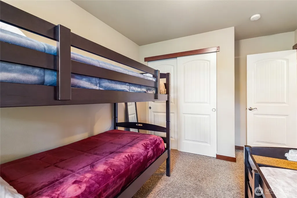 9 Jasper Ridge Lane Bellingham WA 98229