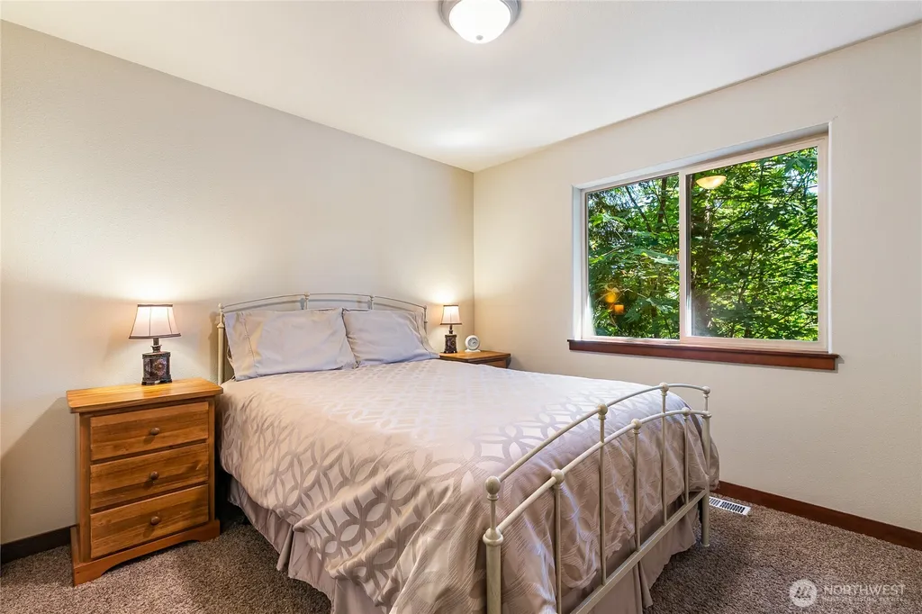 9 Jasper Ridge Lane Bellingham WA 98229