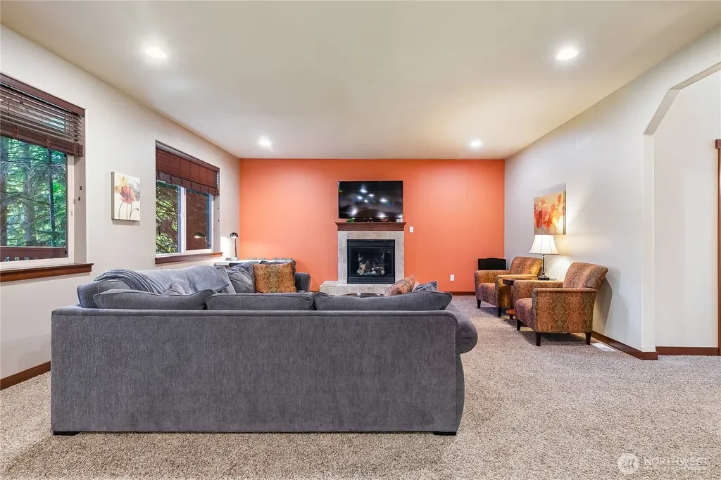 9 Jasper Ridge Lane Bellingham WA 98229