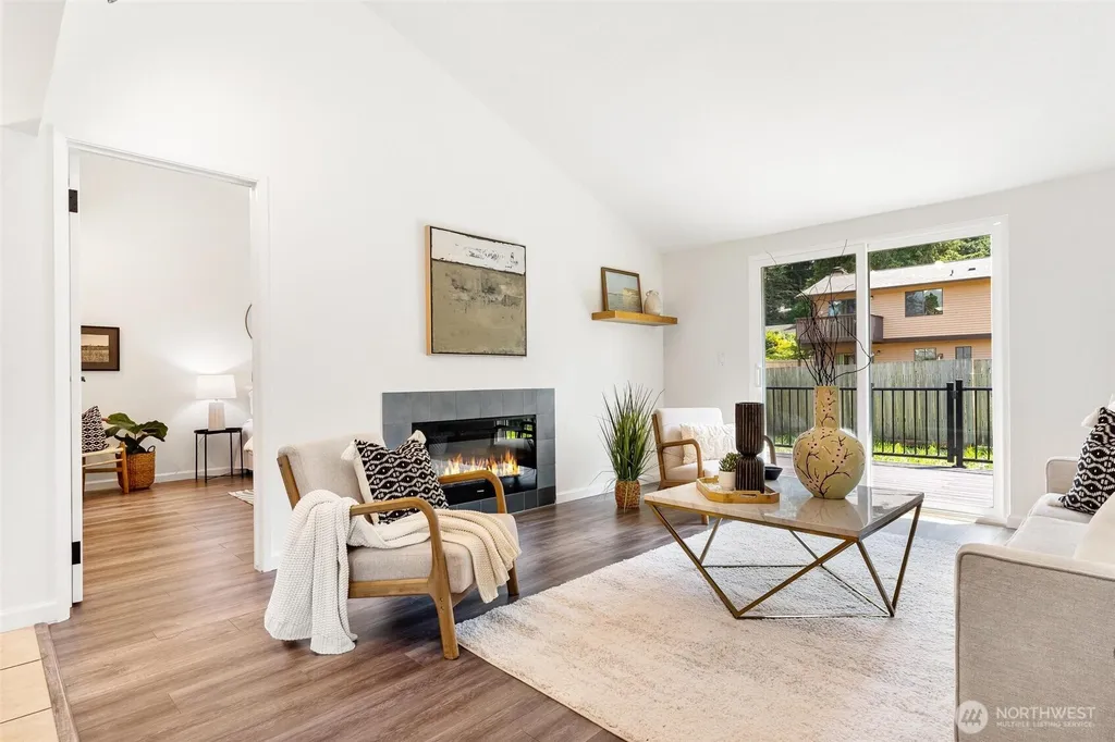 732 126th Avenue NE Bellevue WA 98005