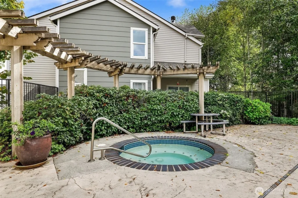 3116 164th Street SW Lynnwood WA 98087