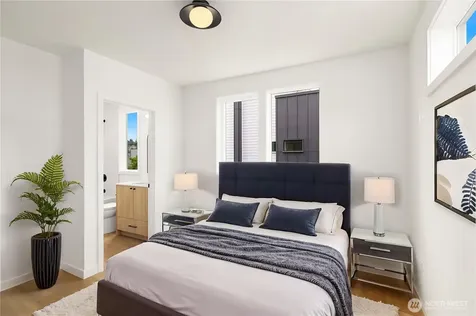3638 Greenwood Avenue N Seattle WA 98103