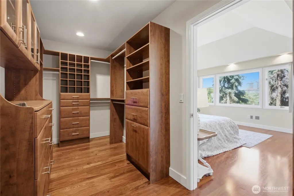 15423 SE 58th Street Bellevue WA 98006