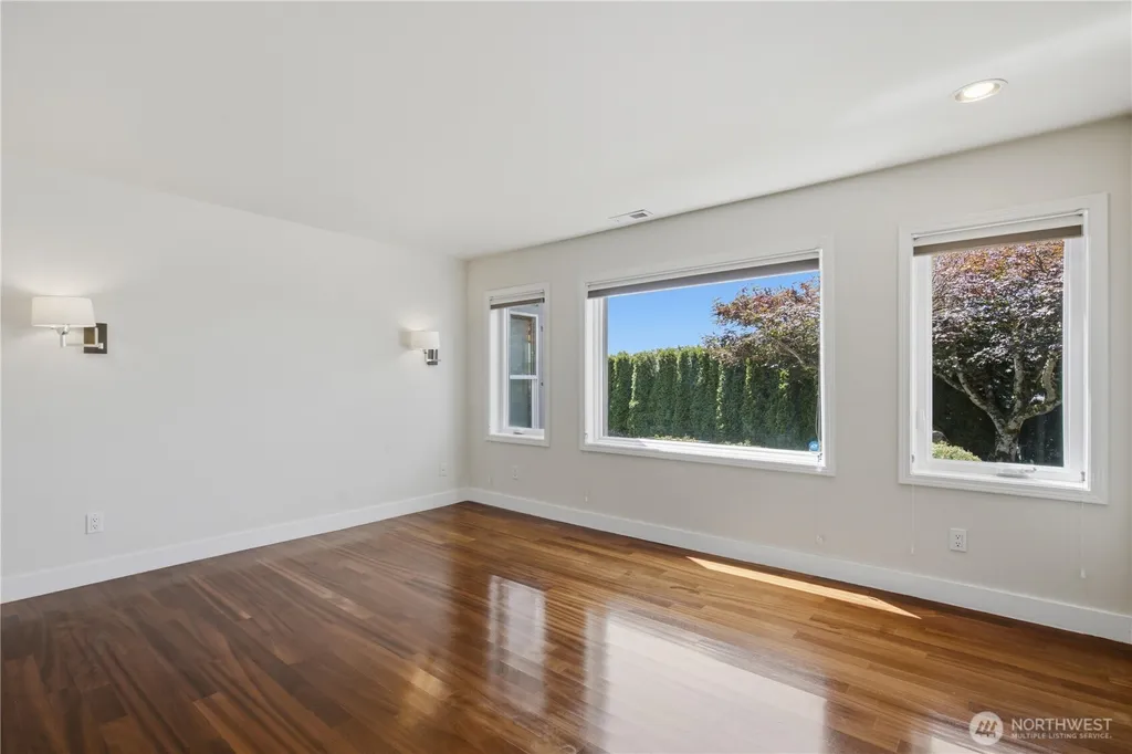 15423 SE 58th Street Bellevue WA 98006