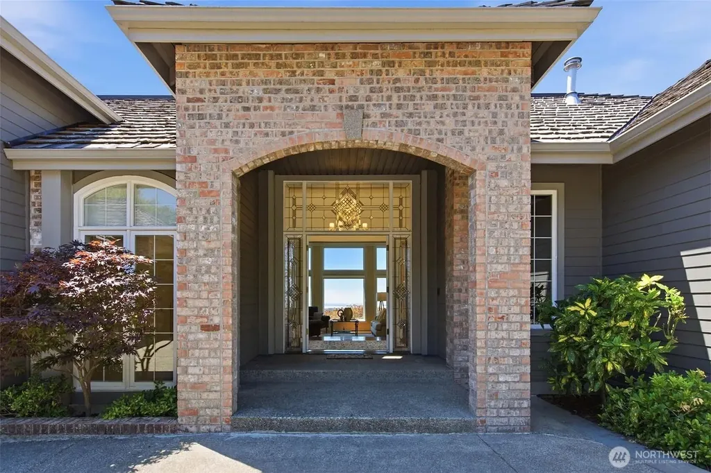 15423 SE 58th Street Bellevue WA 98006