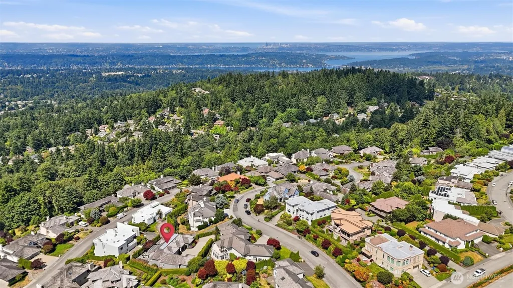 15423 SE 58th Street Bellevue WA 98006