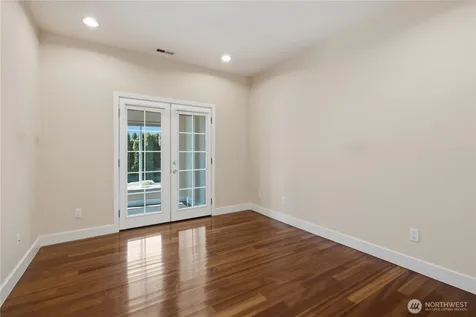 15423 SE 58th Street Bellevue WA 98006