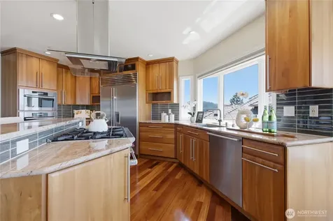 15423 SE 58th Street Bellevue WA 98006