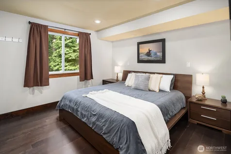 21422 SE 37th Street Sammamish WA 98075