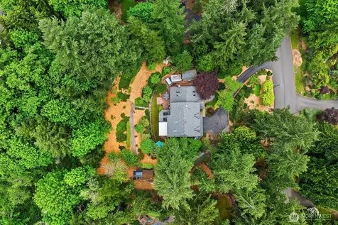 21422 SE 37th Street Sammamish WA 98075