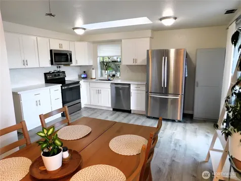 4301 S 4th Avenue Everett WA 98203