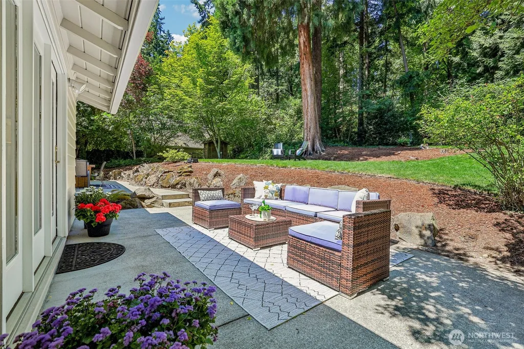 9116 SE 72nd Place Mercer Island WA 98040