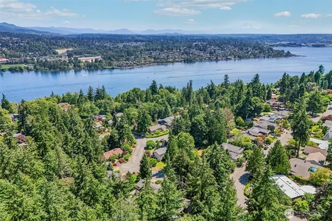 9116 SE 72nd Place Mercer Island WA 98040