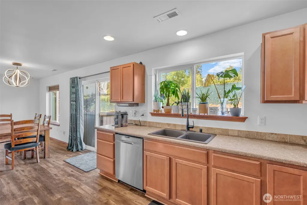 11707 22nd Street SE Lake Stevens WA 98258