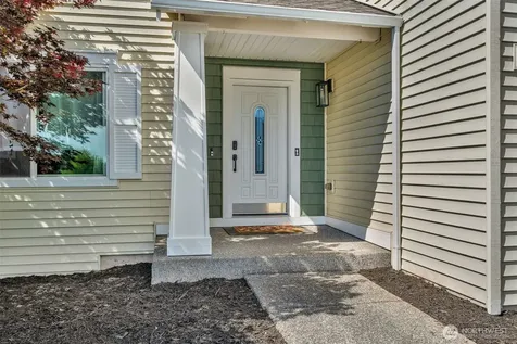11707 22nd Street SE Lake Stevens WA 98258