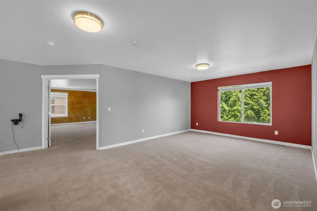 9311 179th E Puyallup WA 98375