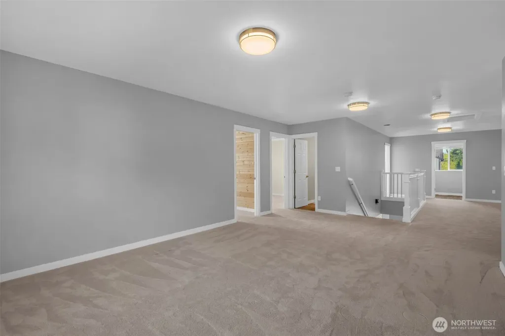 9311 179th E Puyallup WA 98375