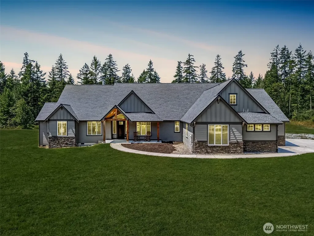 41018 80th Avenue E Eatonville WA 98328