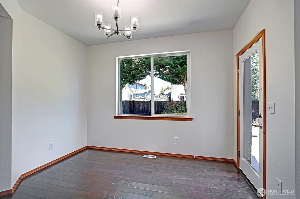 6915 282nd Place NW Stanwood WA 98292