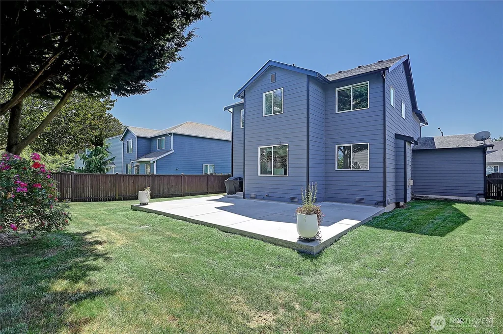 6915 282nd Place NW Stanwood WA 98292