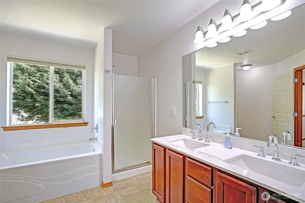 6915 282nd Place NW Stanwood WA 98292