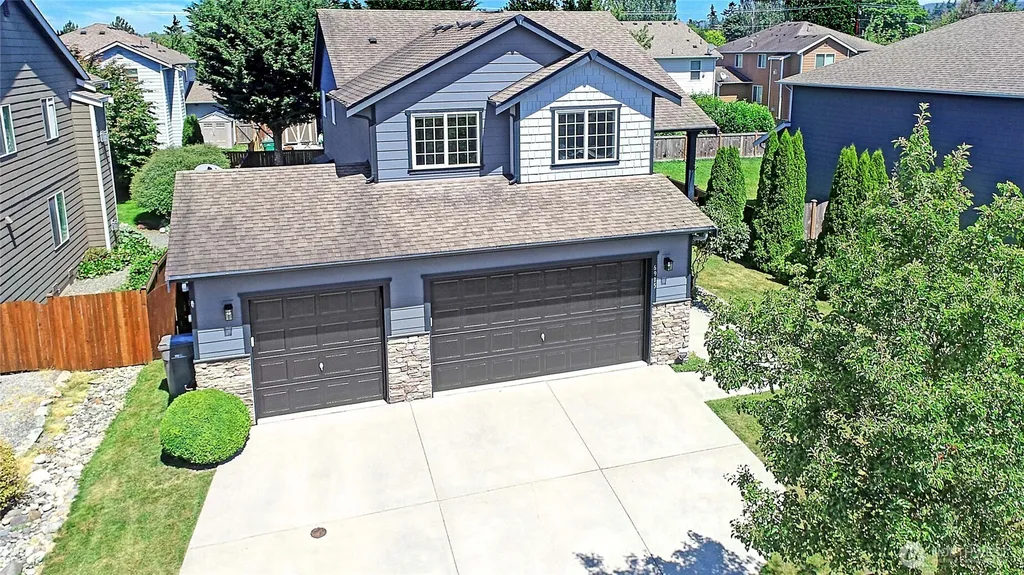 6915 282nd Place NW Stanwood WA 98292