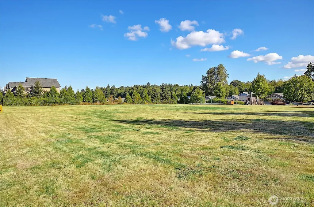 6915 282nd Place NW Stanwood WA 98292