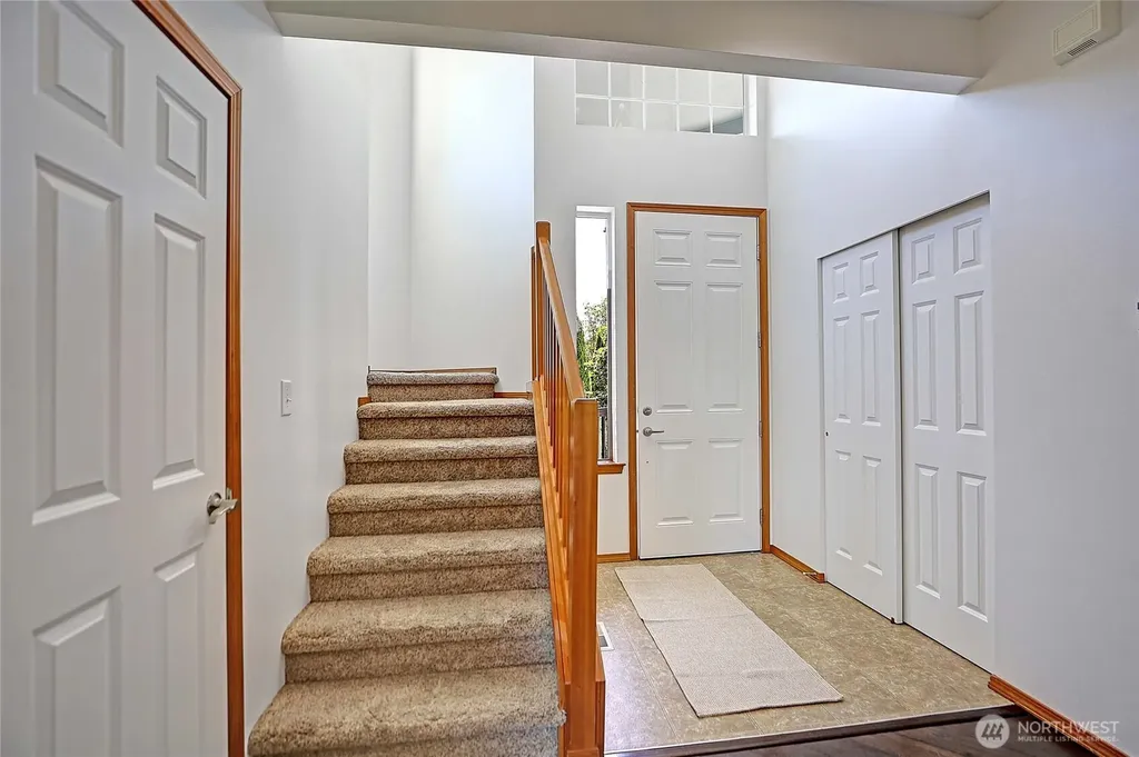 6915 282nd Place NW Stanwood WA 98292