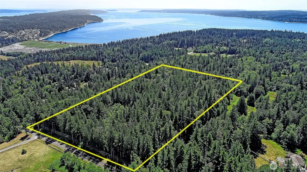 100 W Mountain View Road Camano Island WA 98282
