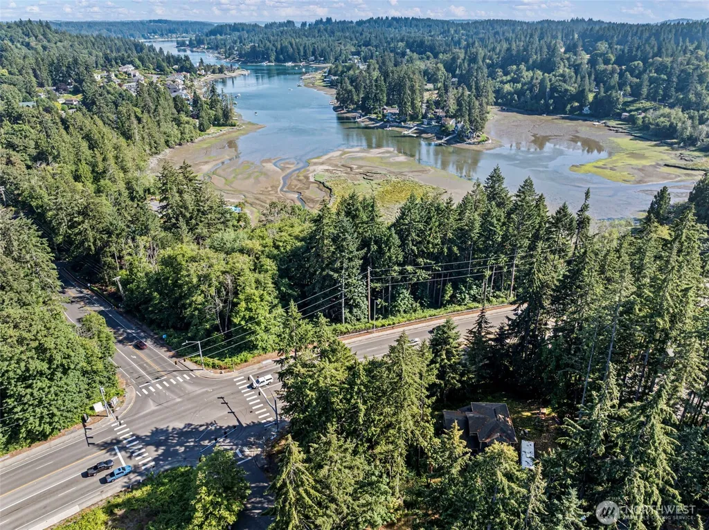 4618 Timber Lane NW Gig Harbor WA 98335
