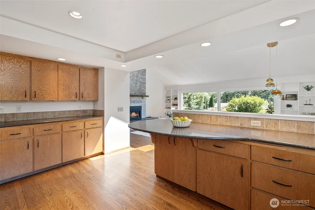 3738 NW Goldcrest Heights Olympia WA 98502