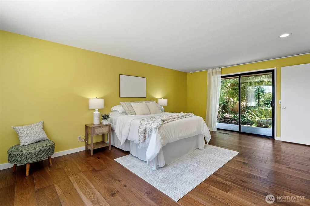 3738 NW Goldcrest Heights Olympia WA 98502