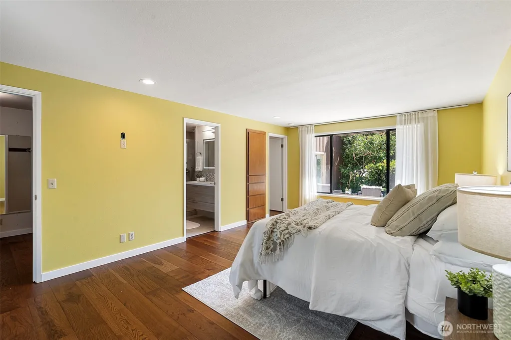 3738 NW Goldcrest Heights Olympia WA 98502