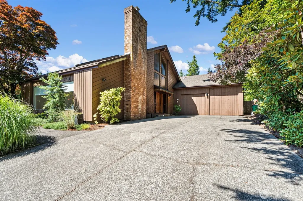 3738 NW Goldcrest Heights Olympia WA 98502