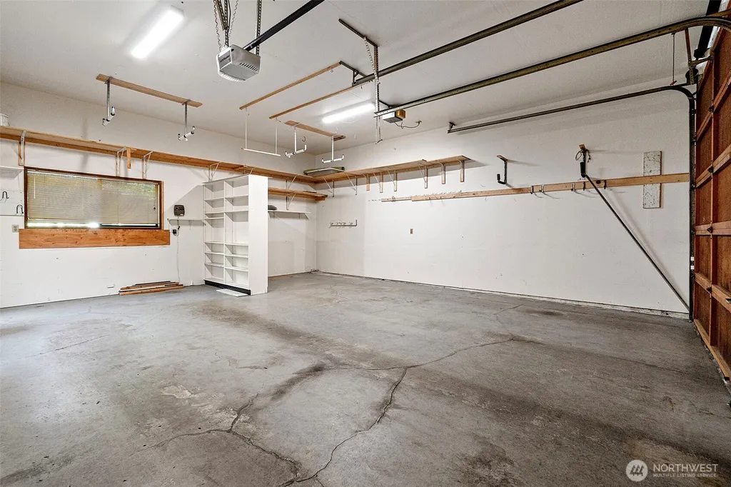 3738 NW Goldcrest Heights Olympia WA 98502