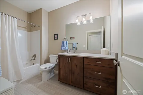 472 Sunny Brooke Lane Chelan WA 98816