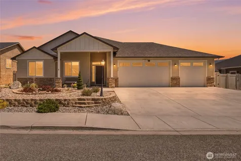 472 Sunny Brooke Lane Chelan WA 98816