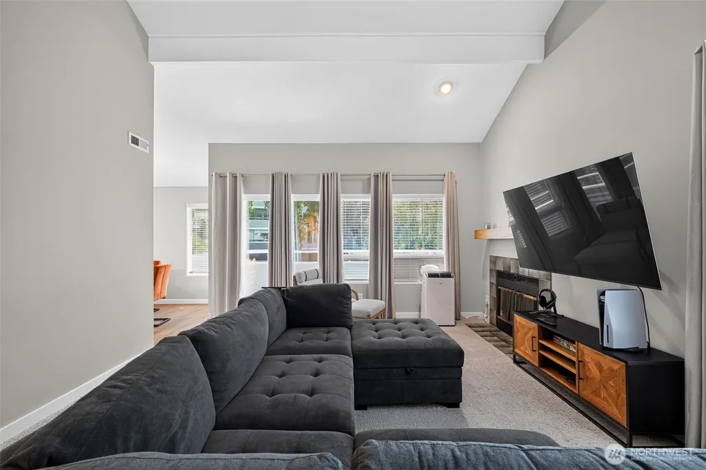 1220 6th Avenue S Edmonds WA 98020