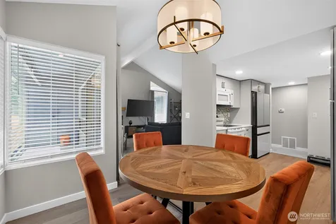 1220 6th Avenue S Edmonds WA 98020