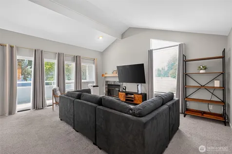 1220 6th Avenue S Edmonds WA 98020