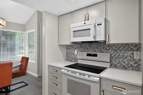 1220 6th Avenue S Edmonds WA 98020