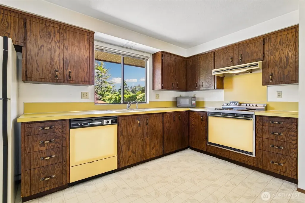 2714 SW 314th Street Federal Way WA 98023