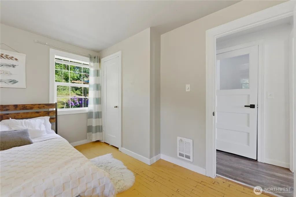 4844 W Sherman Heights Road Bremerton WA 98312