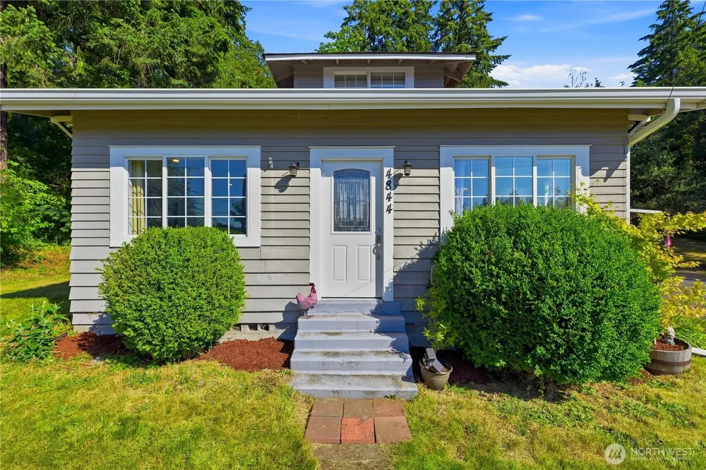 4844 W Sherman Heights Road Bremerton WA 98312