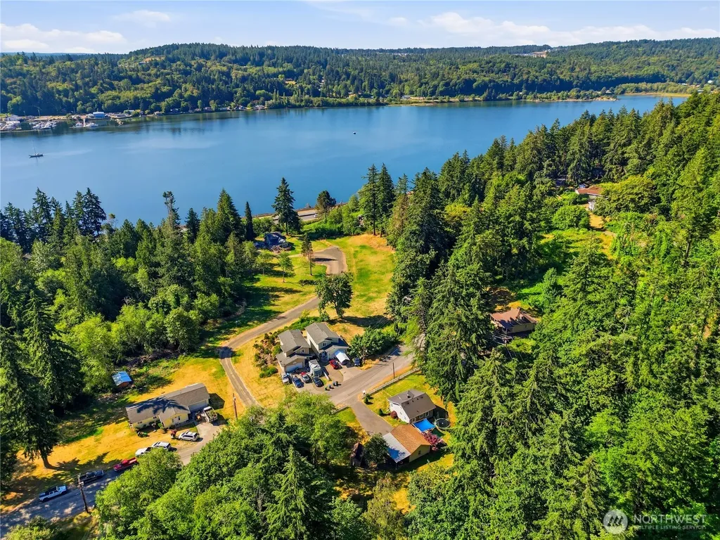 4844 W Sherman Heights Road Bremerton WA 98312