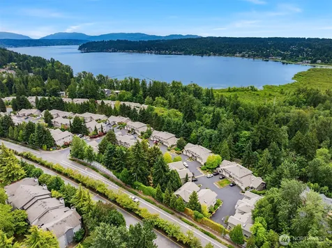 18544 NE 57th Street Redmond WA 98052