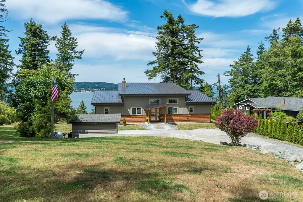 612 Maple Heights Road Camano Island WA 98282